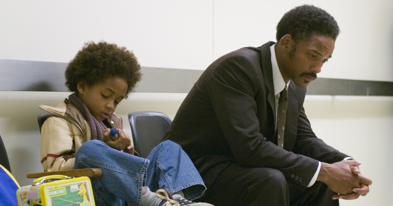 PK-13 [DF-01287] - Jaden Christopher Syre Smith (left) and Will Smith star in Columbia PicturesÕ drama The Pursuit of Happyness. Photo Credit: Zade Rosenthal