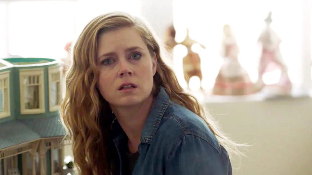 8 Takeaways From Our Interview with 'Gone Girl' Writer Gillian Flynn_Amy Adams in 'Sharp Objects'