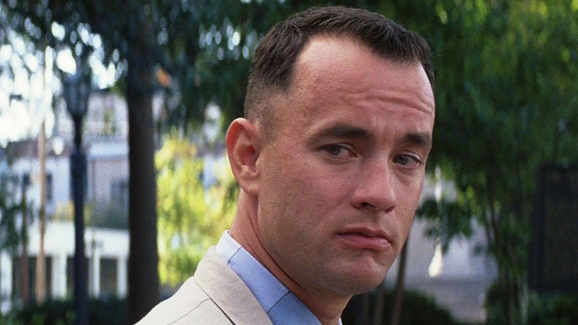 Forrest Gump (Tom Hanks) sitting on a bench in 'Forrest Gump'